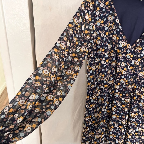 Lulus Bloom For Me Navy Blue Floral Print Long Sleeve Skater Dress
Size XL - Picture 6 of 10
